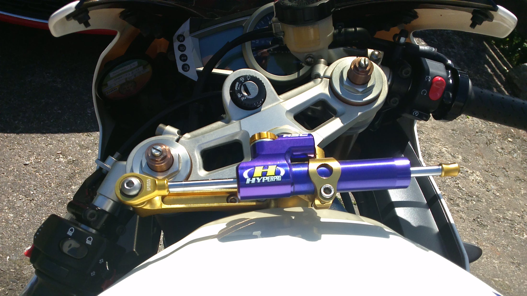 Triumph Daytona 675/R 200612 Hyperpro Top Yoke Steering Damper Kit UK Race Support